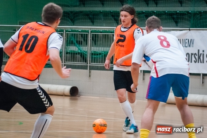 Zdjęcie w galerii na portalu naszraciborz.pl: Świąteczny piątek z HLPN wiadomości z regionu