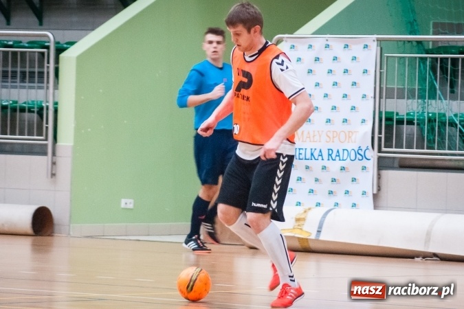 Zdjęcie w galerii na portalu naszraciborz.pl: Świąteczny piątek z HLPN wiadomości z regionu