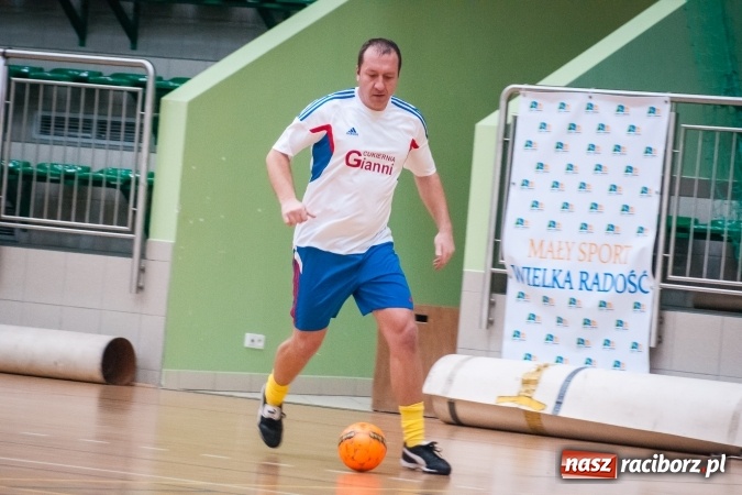 Zdjęcie w galerii na portalu naszraciborz.pl: Świąteczny piątek z HLPN wiadomości z regionu