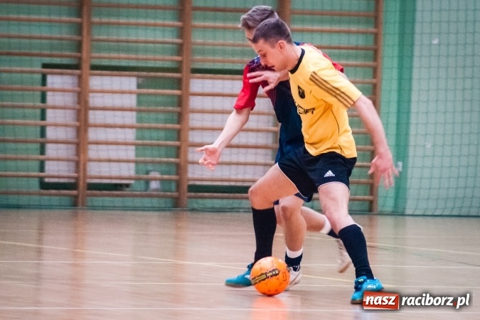 Zdjęcie w galerii na portalu naszraciborz.pl: Świąteczny piątek z HLPN wiadomości z regionu