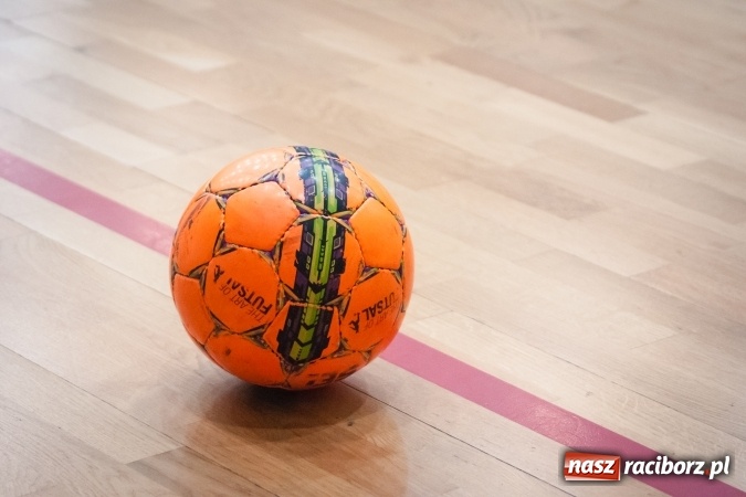 Zdjęcie w galerii na portalu naszraciborz.pl: Świąteczny piątek z HLPN wiadomości z regionu