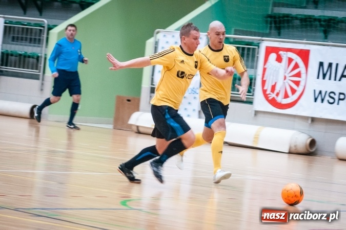 Zdjęcie w galerii na portalu naszraciborz.pl: Świąteczny piątek z HLPN wiadomości z regionu