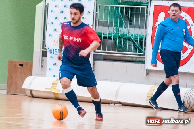 Zdjęcie w galerii na portalu naszraciborz.pl: Świąteczny piątek z HLPN wiadomości z regionu