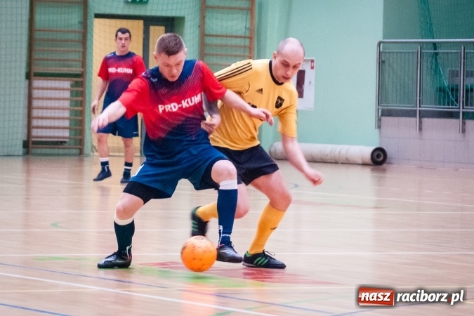 Zdjęcie w galerii na portalu naszraciborz.pl: Świąteczny piątek z HLPN wiadomości z regionu