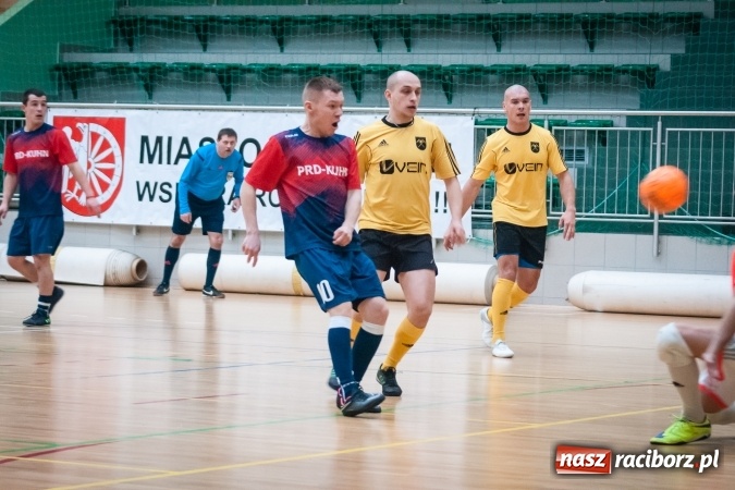 Zdjęcie w galerii na portalu naszraciborz.pl: Świąteczny piątek z HLPN wiadomości z regionu