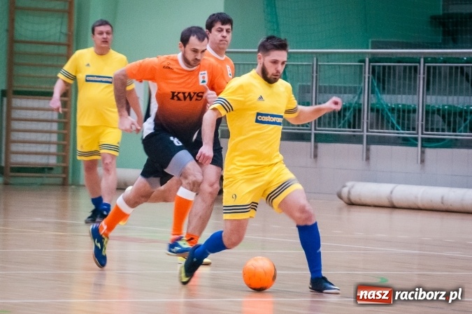 Zdjęcie w galerii na portalu naszraciborz.pl: Świąteczny piątek z HLPN wiadomości z regionu