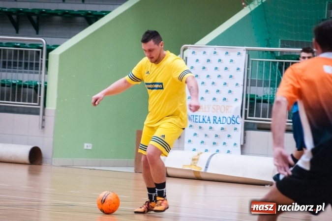 Zdjęcie w galerii na portalu naszraciborz.pl: Świąteczny piątek z HLPN wiadomości z regionu