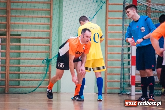 Zdjęcie w galerii na portalu naszraciborz.pl: Świąteczny piątek z HLPN wiadomości z regionu