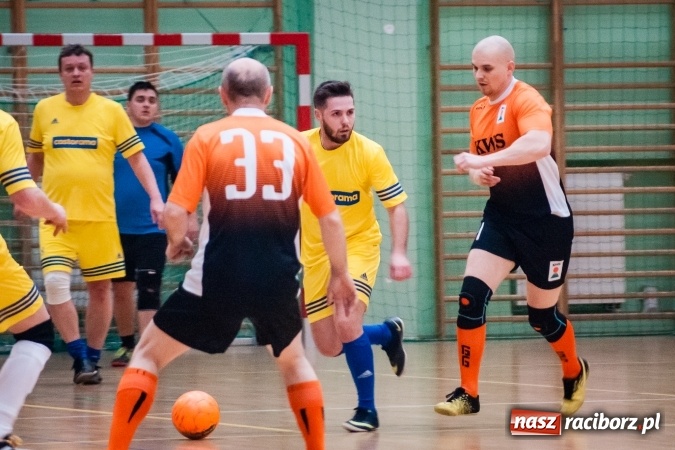 Zdjęcie w galerii na portalu naszraciborz.pl: Świąteczny piątek z HLPN wiadomości z regionu