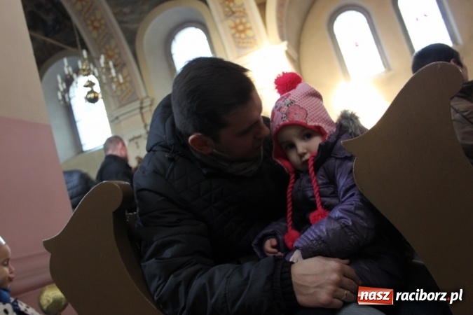 Zdjęcie w galerii na portalu naszraciborz.pl: Wśr&oacute;d nocnej ciszy, czyli jasełka w wojnowickim kościele wiadomości z regionu
