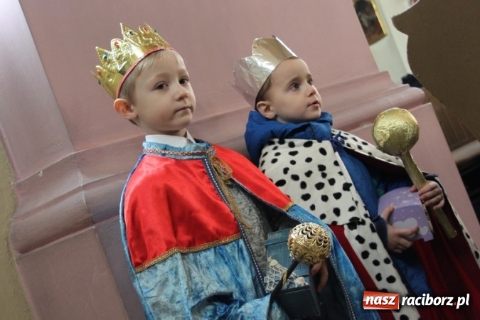 Zdjęcie w galerii na portalu naszraciborz.pl: Wśr&oacute;d nocnej ciszy, czyli jasełka w wojnowickim kościele wiadomości z regionu