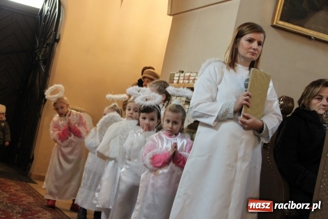 Zdjęcie w galerii na portalu naszraciborz.pl: Wśr&oacute;d nocnej ciszy, czyli jasełka w wojnowickim kościele wiadomości z regionu