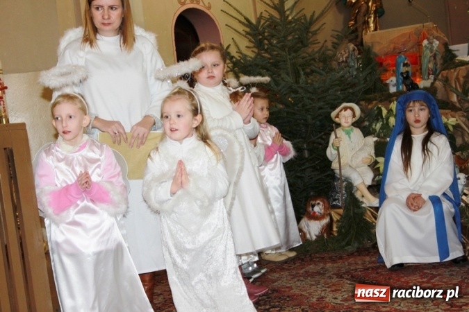Zdjęcie w galerii na portalu naszraciborz.pl: Wśr&oacute;d nocnej ciszy, czyli jasełka w wojnowickim kościele wiadomości z regionu