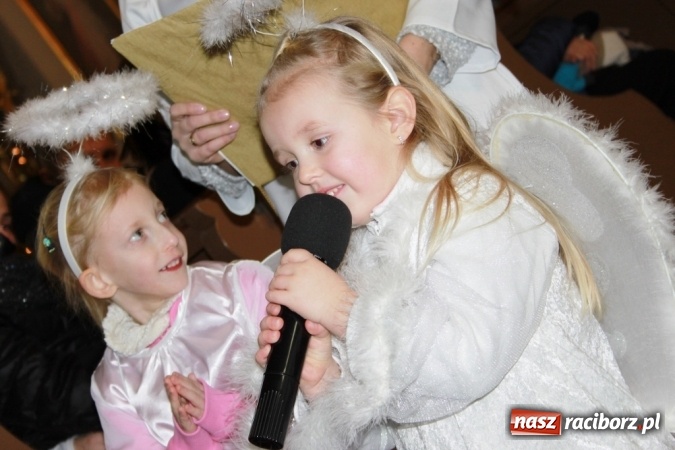 Zdjęcie w galerii na portalu naszraciborz.pl: Wśr&oacute;d nocnej ciszy, czyli jasełka w wojnowickim kościele wiadomości z regionu