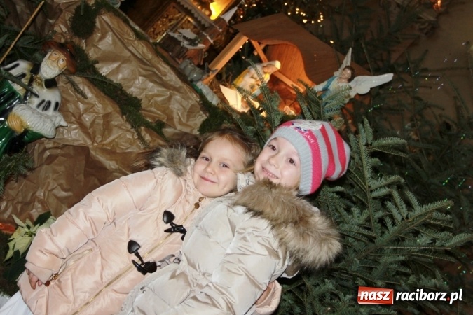 Zdjęcie w galerii na portalu naszraciborz.pl: Wśr&oacute;d nocnej ciszy, czyli jasełka w wojnowickim kościele wiadomości z regionu