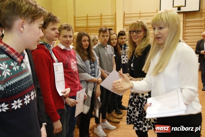 Zdjęcie w galerii na portalu naszraciborz.pl: Podsumowanie I półrocza w raciborskim SMS-ie wiadomości z regionu