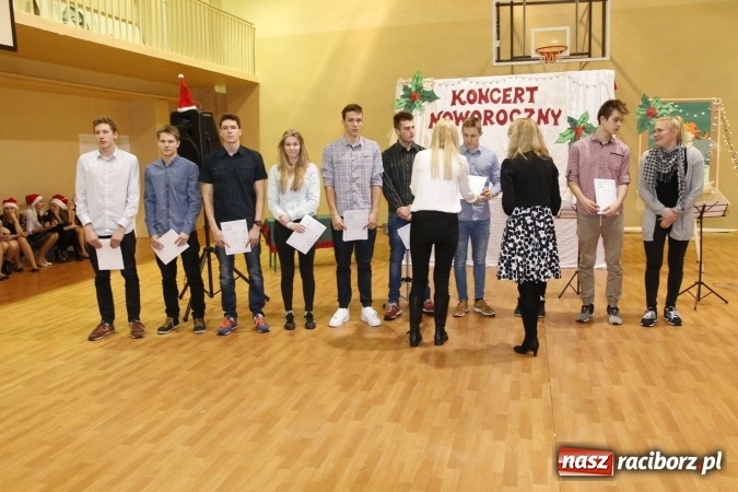 Zdjęcie w galerii na portalu naszraciborz.pl: Podsumowanie I półrocza w raciborskim SMS-ie wiadomości z regionu