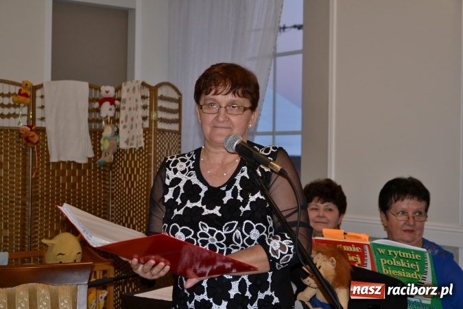 Zdjęcie w galerii na portalu naszraciborz.pl: Narodziny u Francle i Zeflika, czyli biesiada na Trzech Króli w zabełkowskim Retro wiadomości z regionu