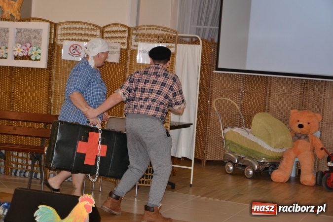 Zdjęcie w galerii na portalu naszraciborz.pl: Narodziny u Francle i Zeflika, czyli biesiada na Trzech Króli w zabełkowskim Retro wiadomości z regionu