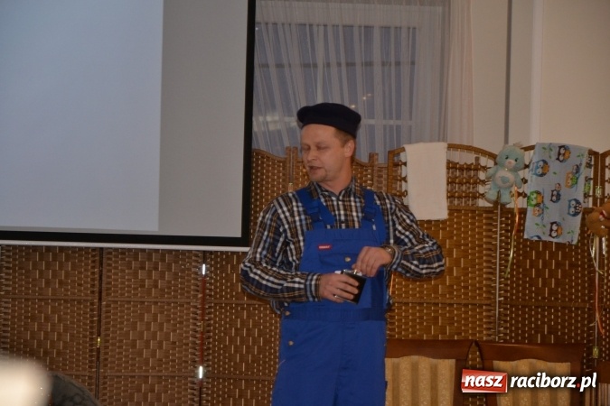 Zdjęcie w galerii na portalu naszraciborz.pl: Narodziny u Francle i Zeflika, czyli biesiada na Trzech Króli w zabełkowskim Retro wiadomości z regionu