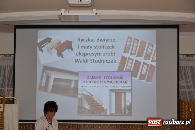 Zdjęcie w galerii na portalu naszraciborz.pl: Narodziny u Francle i Zeflika, czyli biesiada na Trzech Króli w zabełkowskim Retro wiadomości z regionu