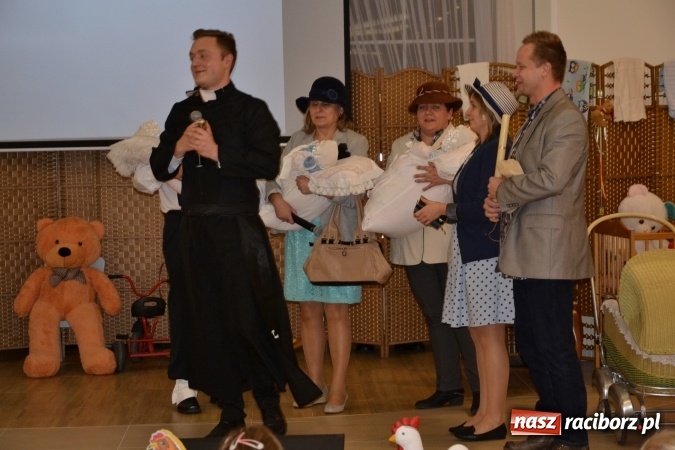 Zdjęcie w galerii na portalu naszraciborz.pl: Narodziny u Francle i Zeflika, czyli biesiada na Trzech Króli w zabełkowskim Retro wiadomości z regionu