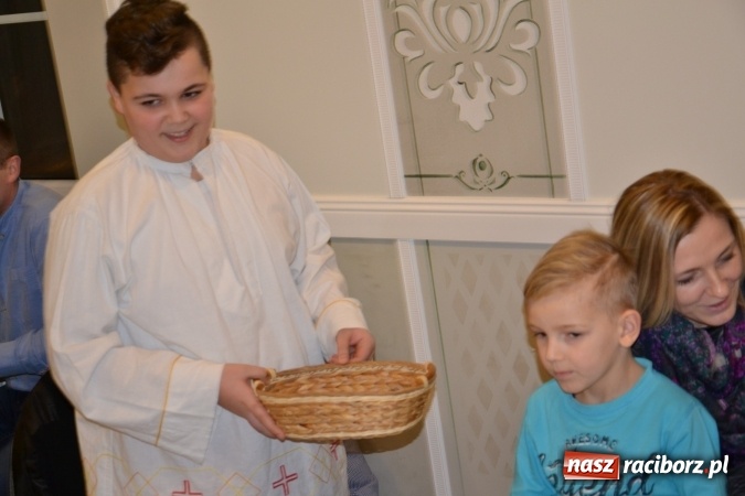 Zdjęcie w galerii na portalu naszraciborz.pl: Narodziny u Francle i Zeflika, czyli biesiada na Trzech Króli w zabełkowskim Retro wiadomości z regionu