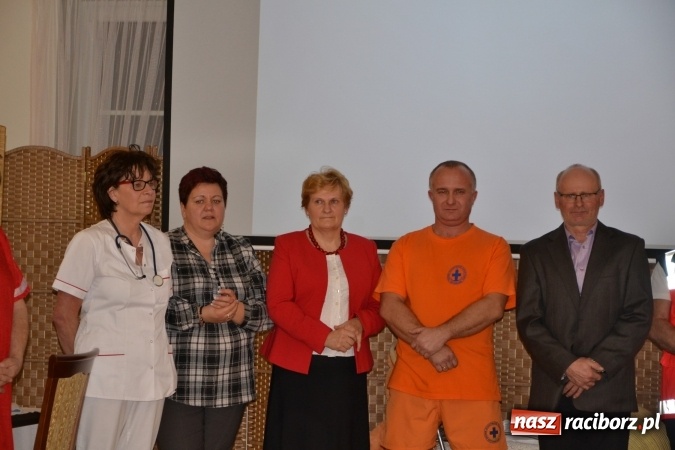 Zdjęcie w galerii na portalu naszraciborz.pl: Narodziny u Francle i Zeflika, czyli biesiada na Trzech Króli w zabełkowskim Retro wiadomości z regionu