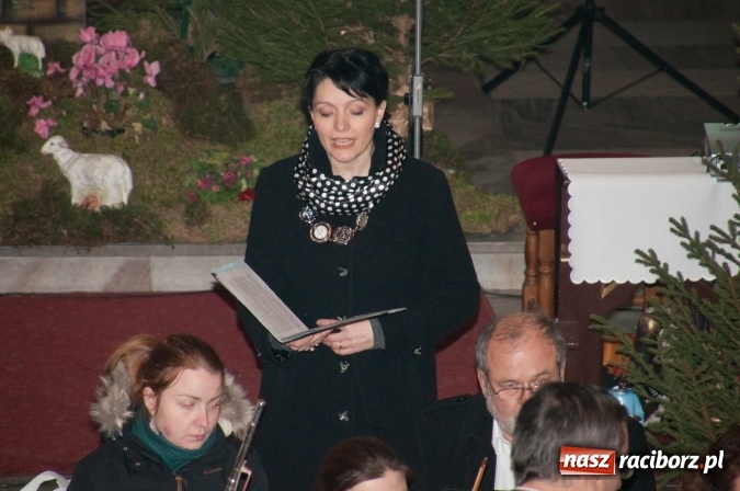 Zdjęcie w galerii na portalu naszraciborz.pl: O Dzieciątku po czesku i po polsku. Dziesiąte Kuźniańskie Kolędowanie wiadomości z regionu