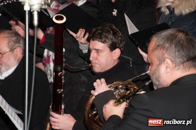 Zdjęcie w galerii na portalu naszraciborz.pl: O Dzieciątku po czesku i po polsku. Dziesiąte Kuźniańskie Kolędowanie wiadomości z regionu