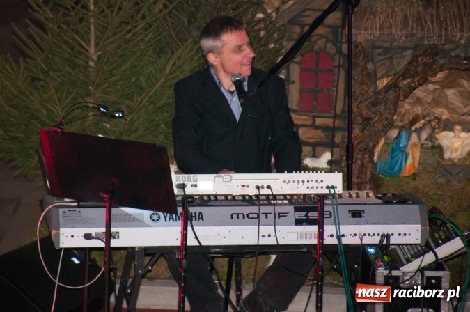 Zdjęcie w galerii na portalu naszraciborz.pl: O Dzieciątku po czesku i po polsku. Dziesiąte Kuźniańskie Kolędowanie wiadomości z regionu