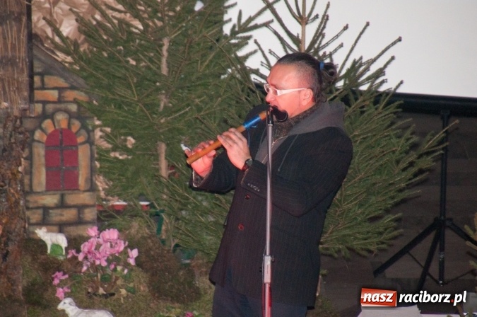 Zdjęcie w galerii na portalu naszraciborz.pl: O Dzieciątku po czesku i po polsku. Dziesiąte Kuźniańskie Kolędowanie wiadomości z regionu