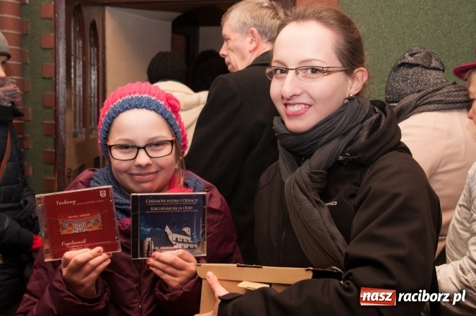 Zdjęcie w galerii na portalu naszraciborz.pl: O Dzieciątku po czesku i po polsku. Dziesiąte Kuźniańskie Kolędowanie wiadomości z regionu