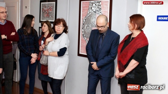 Zdjęcie w galerii na portalu naszraciborz.pl: Układanie myśli – wernisaż wystawy Dariusza Zygadło w Galerii Gawra wiadomości z regionu