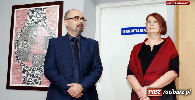 Zdjęcie w galerii na portalu naszraciborz.pl: Układanie myśli – wernisaż wystawy Dariusza Zygadło w Galerii Gawra wiadomości z regionu