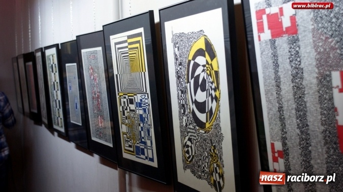 Zdjęcie w galerii na portalu naszraciborz.pl: Układanie myśli – wernisaż wystawy Dariusza Zygadło w Galerii Gawra wiadomości z regionu