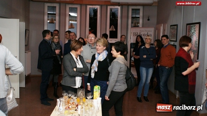 Zdjęcie w galerii na portalu naszraciborz.pl: Układanie myśli – wernisaż wystawy Dariusza Zygadło w Galerii Gawra wiadomości z regionu