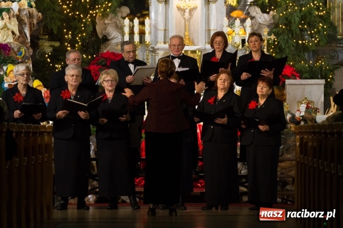 Zdjęcie w galerii na portalu naszraciborz.pl: Koncert Bożonarodzeniowy w kościele w Krzanowicach wiadomości z regionu