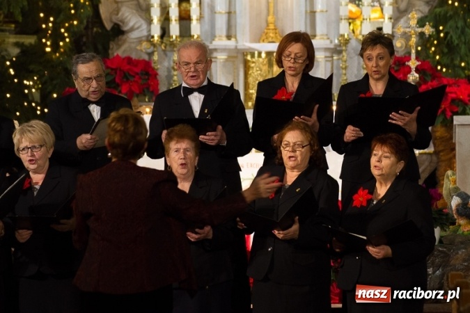 Zdjęcie w galerii na portalu naszraciborz.pl: Koncert Bożonarodzeniowy w kościele w Krzanowicach wiadomości z regionu