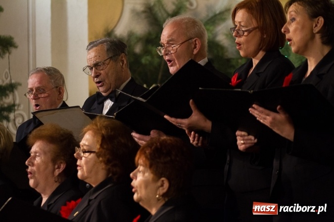 Zdjęcie w galerii na portalu naszraciborz.pl: Koncert Bożonarodzeniowy w kościele w Krzanowicach wiadomości z regionu