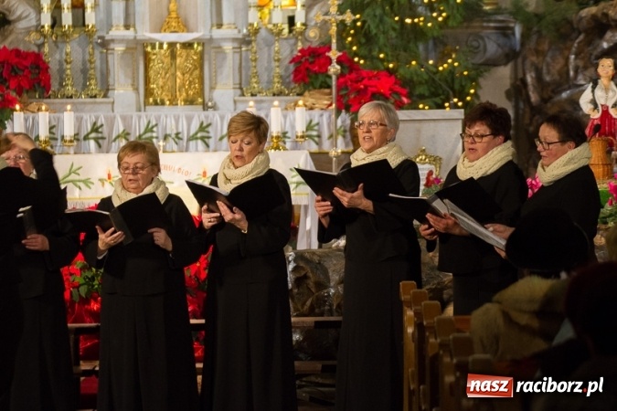 Zdjęcie w galerii na portalu naszraciborz.pl: Koncert Bożonarodzeniowy w kościele w Krzanowicach wiadomości z regionu
