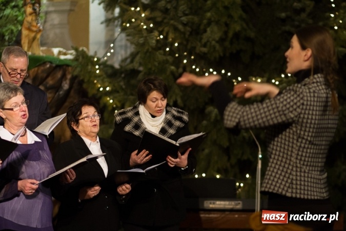 Zdjęcie w galerii na portalu naszraciborz.pl: Koncert Bożonarodzeniowy w kościele w Krzanowicach wiadomości z regionu