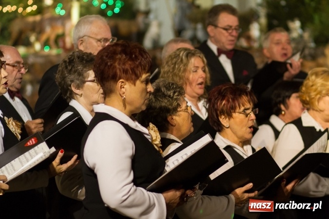 Zdjęcie w galerii na portalu naszraciborz.pl: Koncert Bożonarodzeniowy w kościele w Krzanowicach wiadomości z regionu