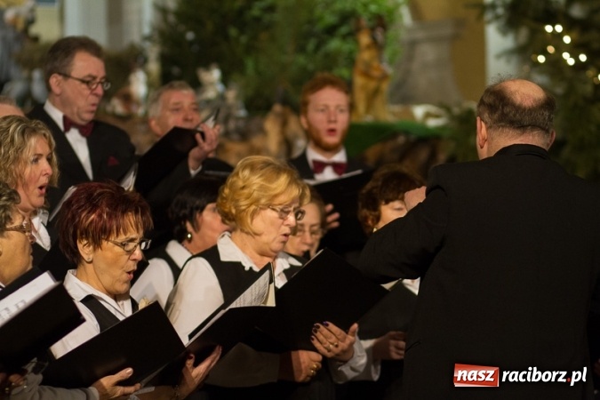 Zdjęcie w galerii na portalu naszraciborz.pl: Koncert Bożonarodzeniowy w kościele w Krzanowicach wiadomości z regionu