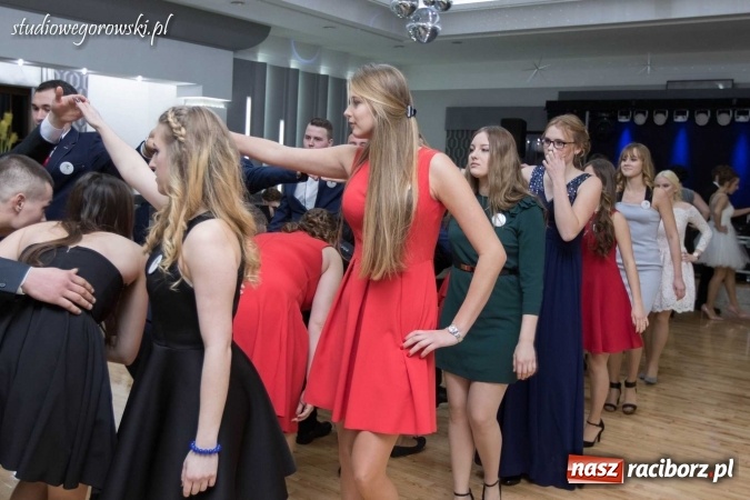 Zdjęcie w galerii na portalu naszraciborz.pl: Studniówka raciborskiej Budowlanki w Tworkowie wiadomości z regionu