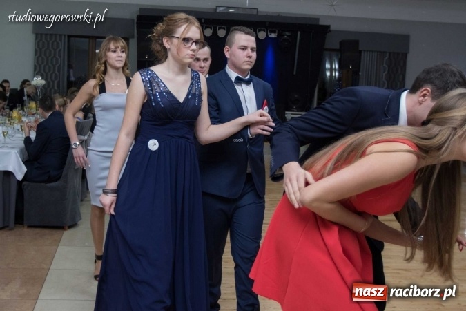 Zdjęcie w galerii na portalu naszraciborz.pl: Studniówka raciborskiej Budowlanki w Tworkowie wiadomości z regionu