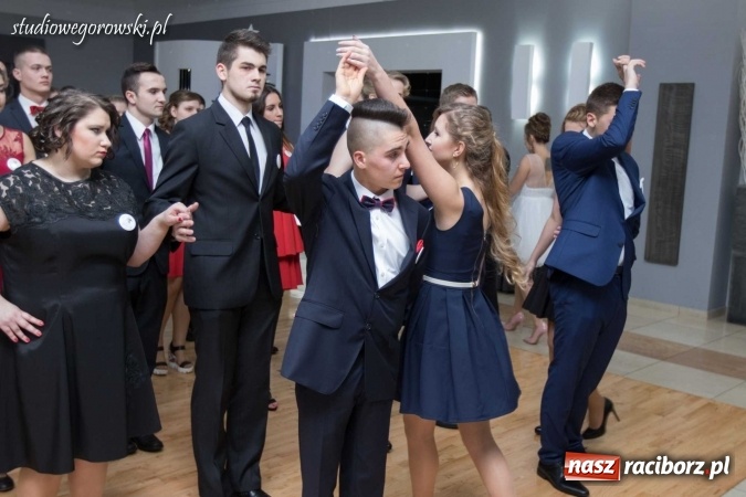 Zdjęcie w galerii na portalu naszraciborz.pl: Studniówka raciborskiej Budowlanki w Tworkowie wiadomości z regionu