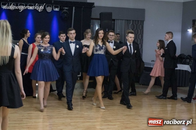 Zdjęcie w galerii na portalu naszraciborz.pl: Studniówka raciborskiej Budowlanki w Tworkowie wiadomości z regionu