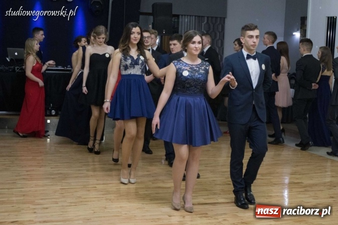 Zdjęcie w galerii na portalu naszraciborz.pl: Studniówka raciborskiej Budowlanki w Tworkowie wiadomości z regionu