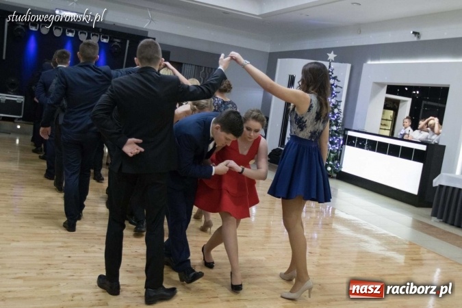 Zdjęcie w galerii na portalu naszraciborz.pl: Studniówka raciborskiej Budowlanki w Tworkowie wiadomości z regionu